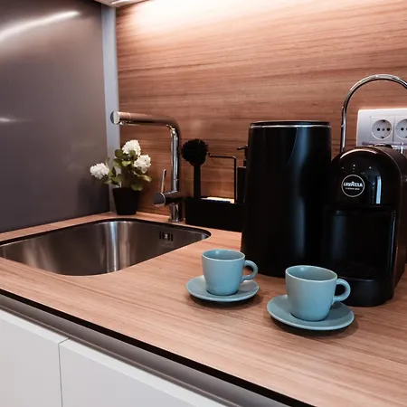 Injoy Apartment