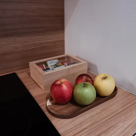 Injoy Apartment *